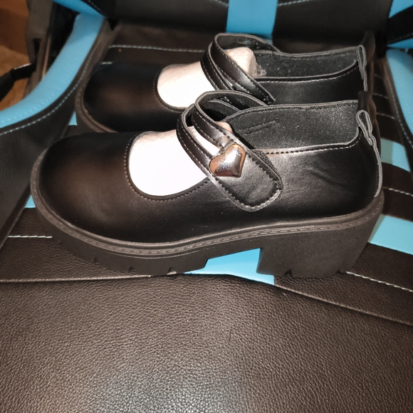 SHEIN Black Platform Mary Jane Shoes - Picture 4 of 6